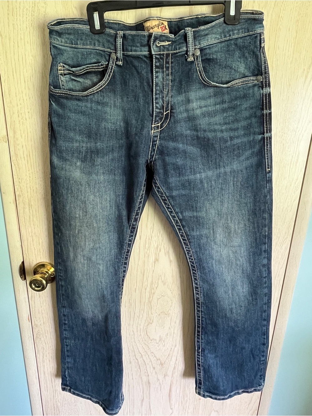 Wrangler 20X Men's Midland 42 Vintage Slim Bootcut Stretch Denim Jeans 34x30